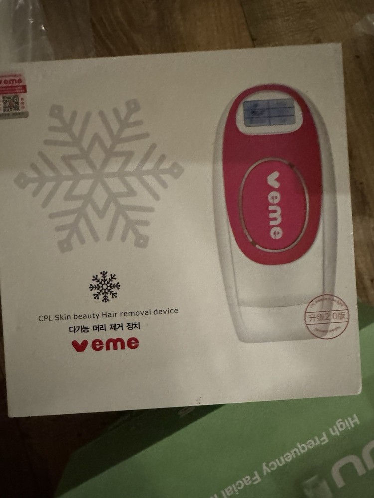 Veme Hair Removal Device w/ Sunglasses, Corded Electric, White/Pink