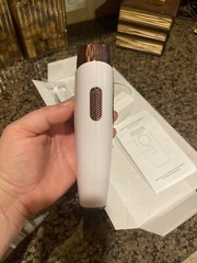Permanent hair removal For Men & Women 999,999 Flashes Rose Gold/White-No Box.