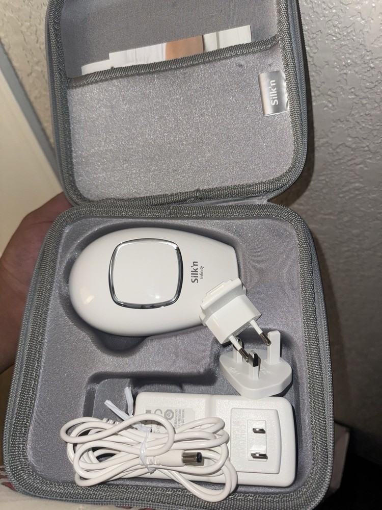 Silk’n Infinity IPL Hair Removal Device White Corded with Power Adapter & Case