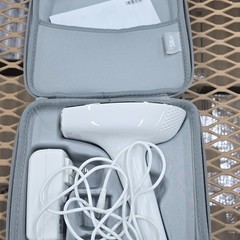 Silk’n IPL Hair Removal Device White Corded Electric with Case and Power Adapter
