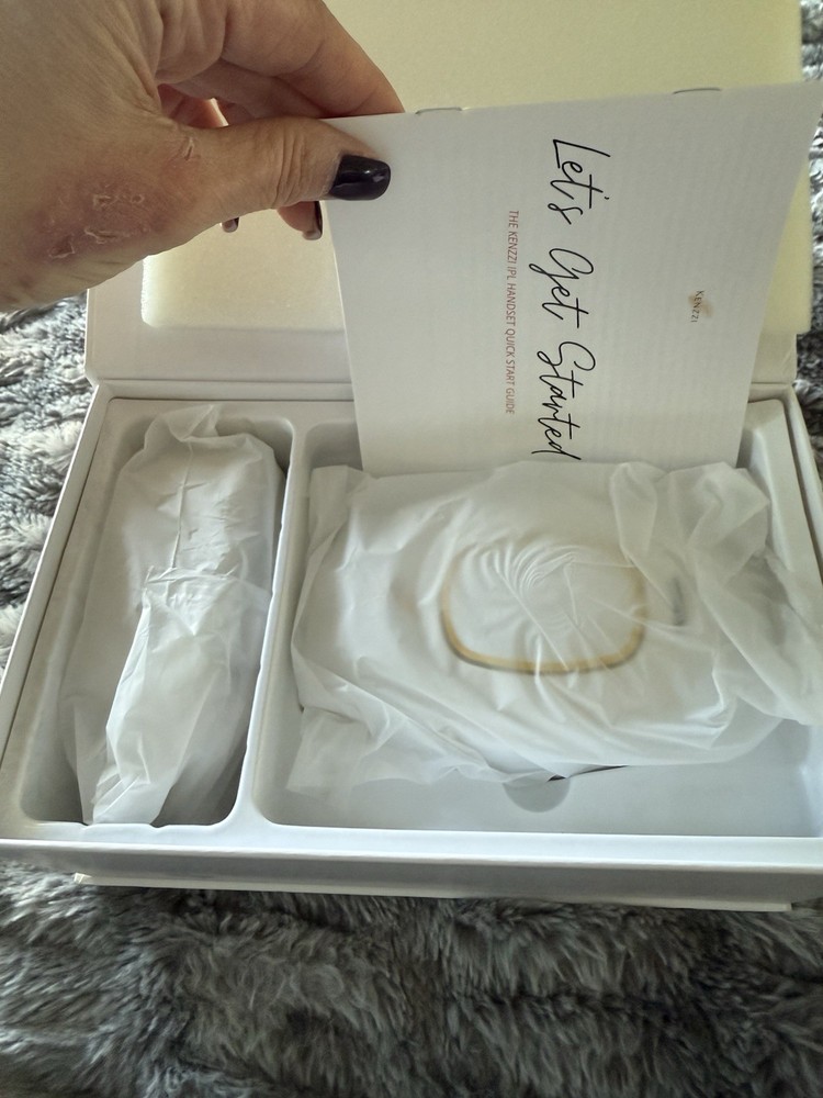 KENZZI The Premium IPL Handset Hair Removal Device