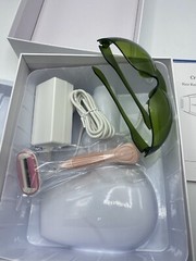 IPL Creliver D1130 Facial & Body Permanent Hair Removal + Kit for Women