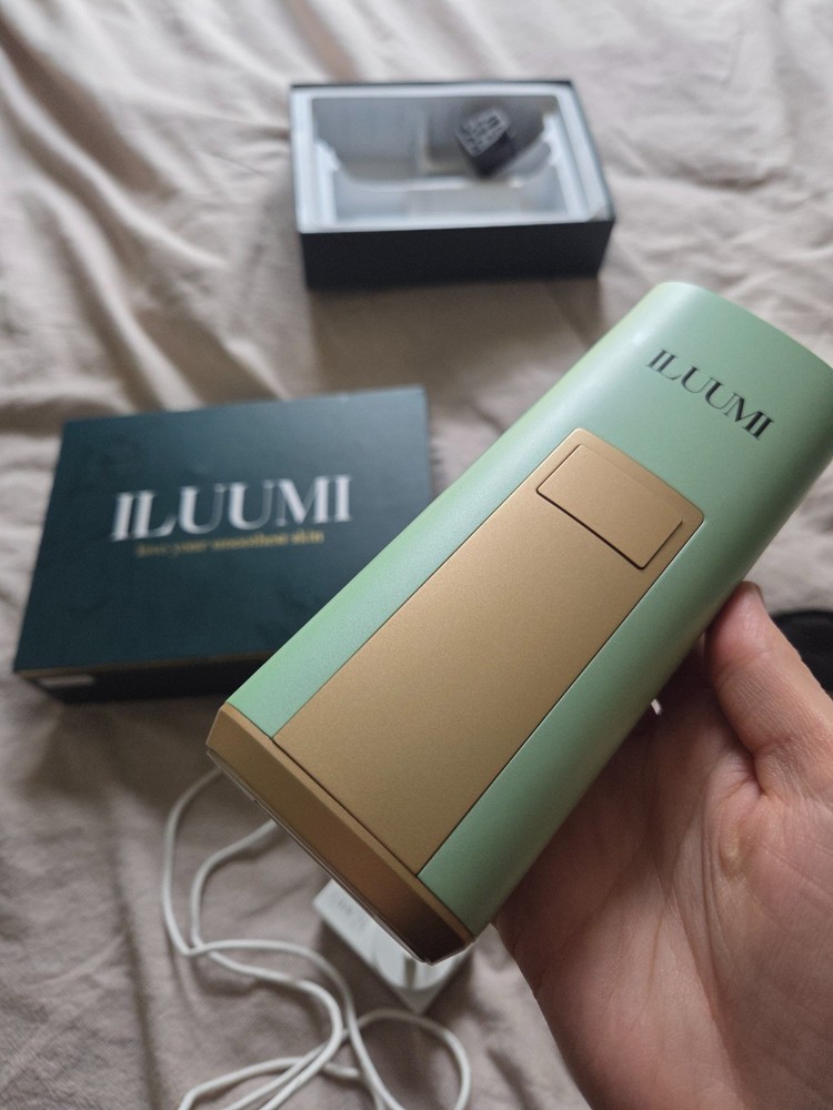 Iluumi Pro IPL Laser Hair Remover