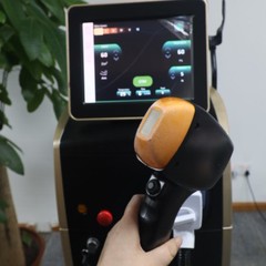 2000W 808nm Diode Laser Hair Removal Machine 3 Wavelength Ice Cooling