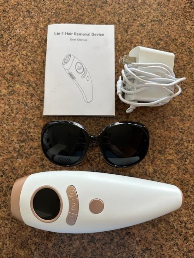 Aopvui IPL Laser Hair Removal, Glasses, Charger – Model A101, 999900 Flashes