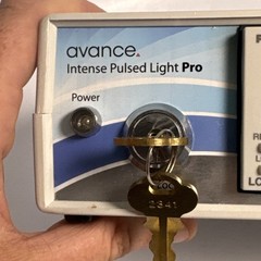 Beauty By Avance IPL850 Professional Cosmetology Intense Pulsed Light Pro Tested