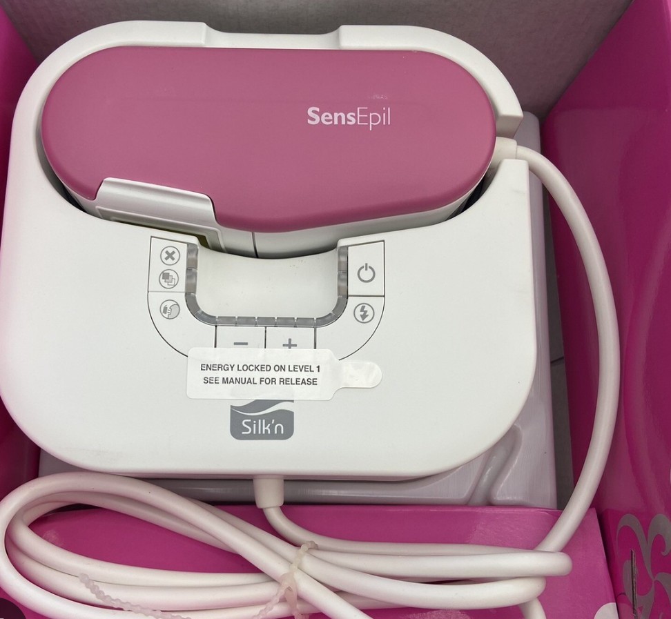 Silk’n SensEpil IPL Hair Removal Kit with 1 unopened Cartridges, DVD included