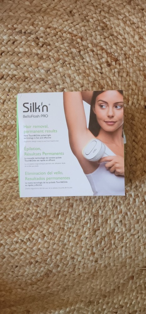 Silk’n BellaFlash Pro Hair Removal System – White (79GSLZ3YUSJL)
