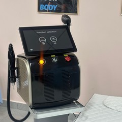 755 808 1064 Diode Laser Permanent Hair Removal Picosecond Nd Yag Tattoo Removal