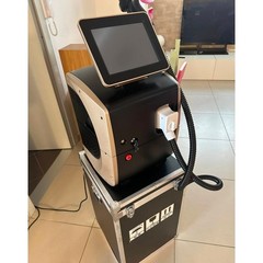 4000W Ice Titanium Soprano Diode Laser Hair Removal Machine Painless Permanent