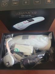 Luna’Mour ICE COOL IPL Hair Removal Device