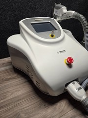 Zemits Light Expert 2.0 IPL Professional Laser Hair Removal System Low Hours