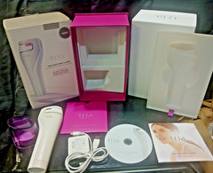 Tria Age Defying Laser / Original Box, Charging Cradle Disk, Manuals, Tested