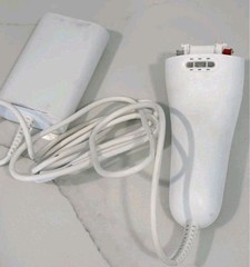 Braun Silk Expert Pro 5 IPL Hair Removal Device FOR PARTS Not Working Read