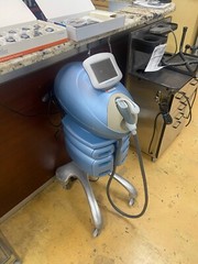 Aesthera Isolaz IPL Laser Acne & Skinn Rejuvenation