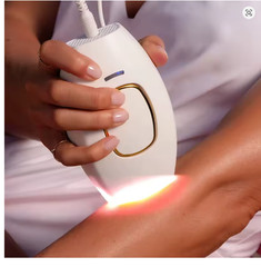 Professional IPL Laser Epilator 999,900 Flash Permanent Body Hair Removal