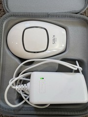 Silk’n Infinity IPL Hair Removal Device w/ Case Manuals Charger – Working
