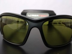 LASER SAFETY GOGGLES EYEWEAR, LASER PROTECTION GLASSES, ALEX LASER 755nm, modern