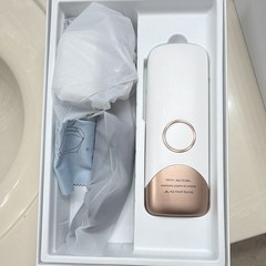 Hair Removal Device Set Corded Electric White/Rose Gold w/ Adapter & Manual