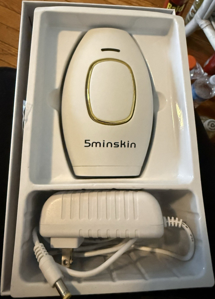5minskin IPL Hair Removal Device White/Gold Corded Electric w/ Power Adapter