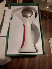 Tria Beauty Hair Removal Laser 4X – Pink And White