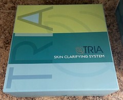 Tria Beauty – Skin Clarifying System Kit…Clean Skin/Acne…Handheld Device