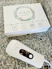 IPL Hair Removal for Women Flashes/ Permanent Painless Hair Remover