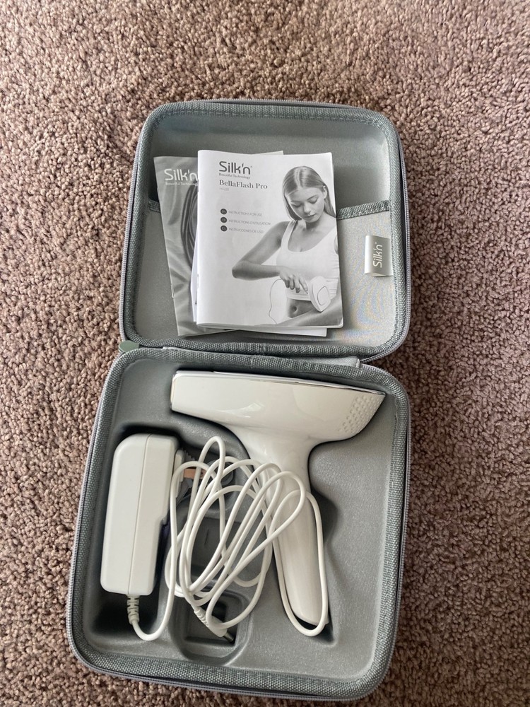 Silk’n BellaFlash Pro Hair Removal System – White (79GSLZ3YUSJL)