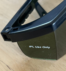 PALOMAR IPL SAFETY GLASSES WITH CASE P/N 82-0000-12