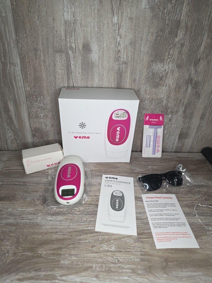 Veme IPL Hair removal device 500,000 flashes. V201