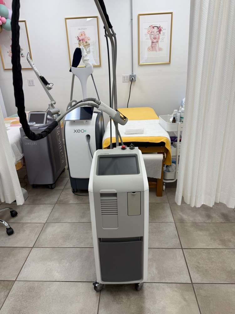 Cutera HR Hair removal + Genesis+ pigments