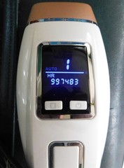 Yachyee Painless IPL Hair Remover Device With Ice Cooling Function Open Box