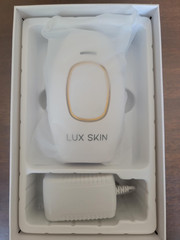 LUX SKIN IPL Laser Hair Removal in Very Good Condition (Used)