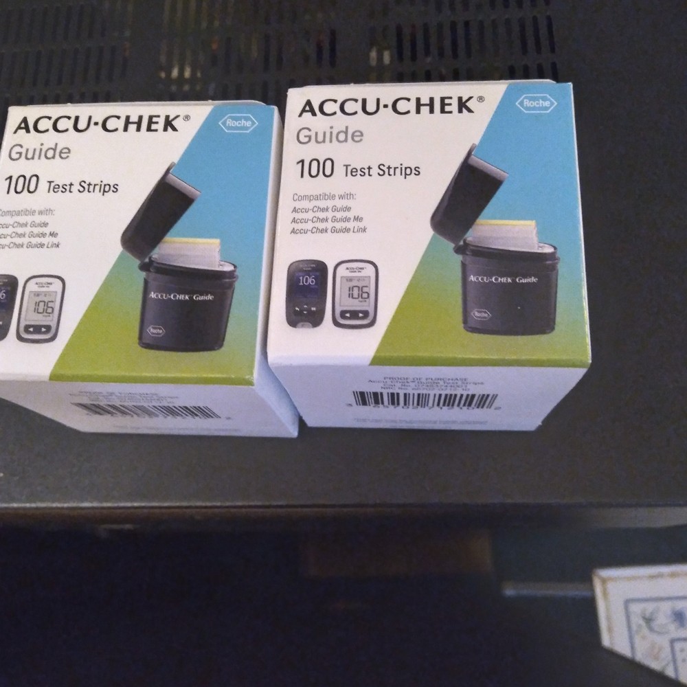 200 strips – Accu Check Glide – Expire 11 of 2027