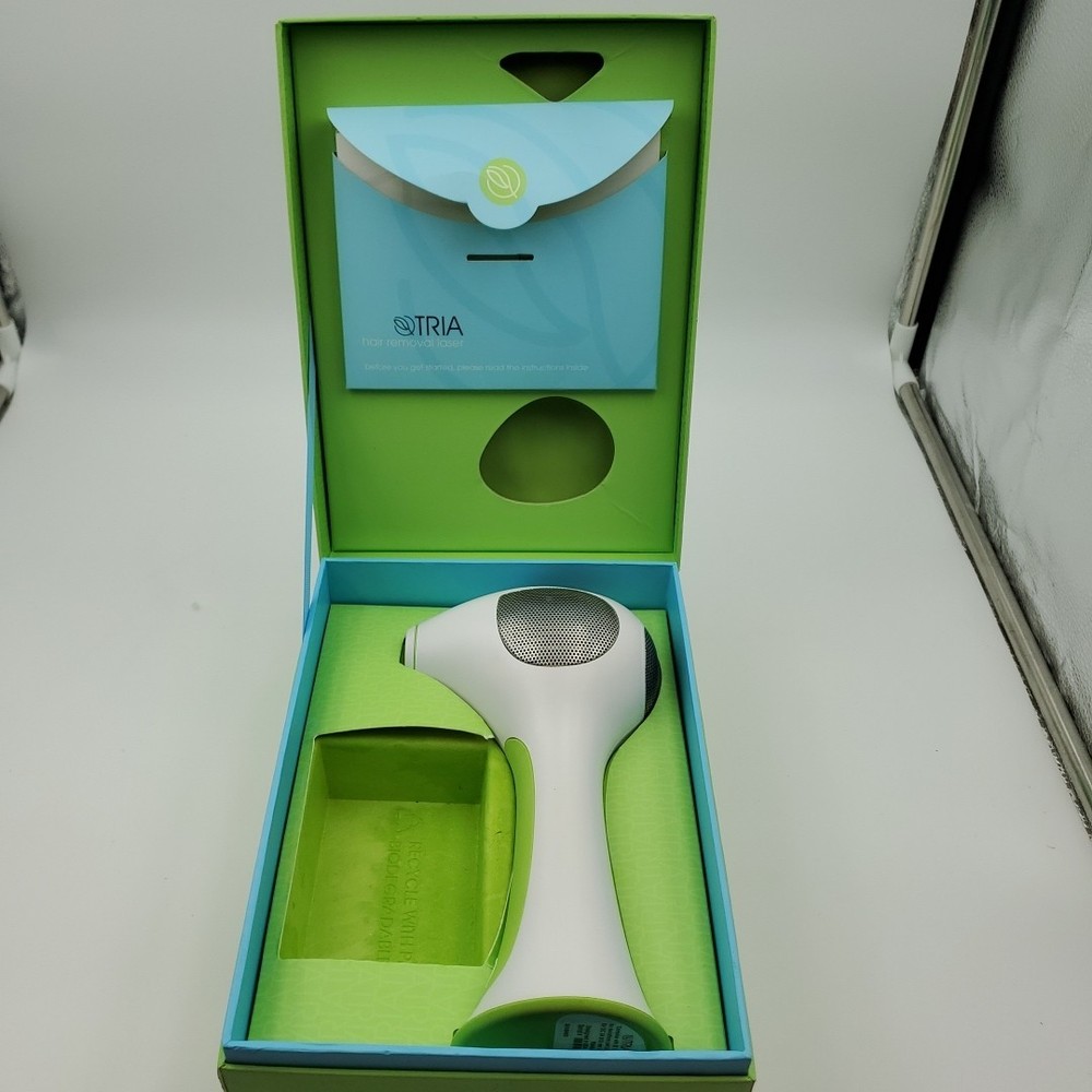 Tria Beauty 4 Hair Removal Laser for Women For Parts Or Repair No Charger