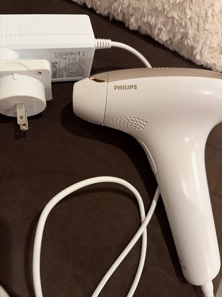 Philips BRI923 Advanced IPL Hair Removal for Body Face Bikini & Underarms