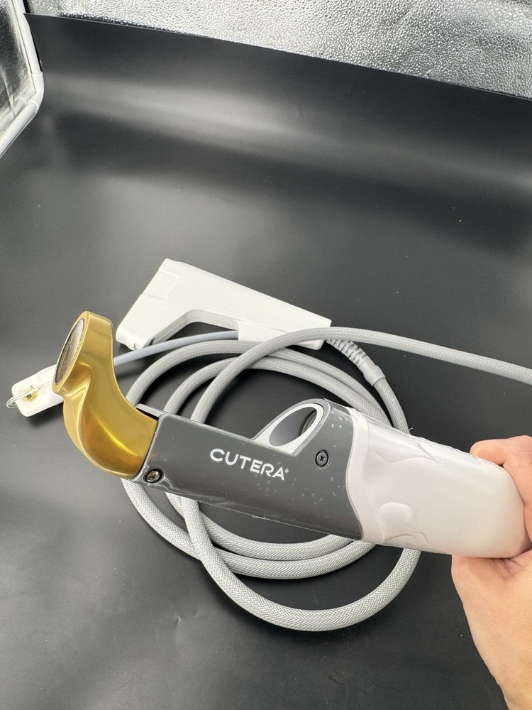 Cutera XLV+ Clear view Hand piece