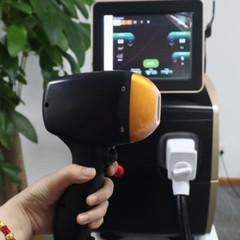 2000W 808nm Diode Laser Hair Removal Machine 3 Wavelength Ice Cooling