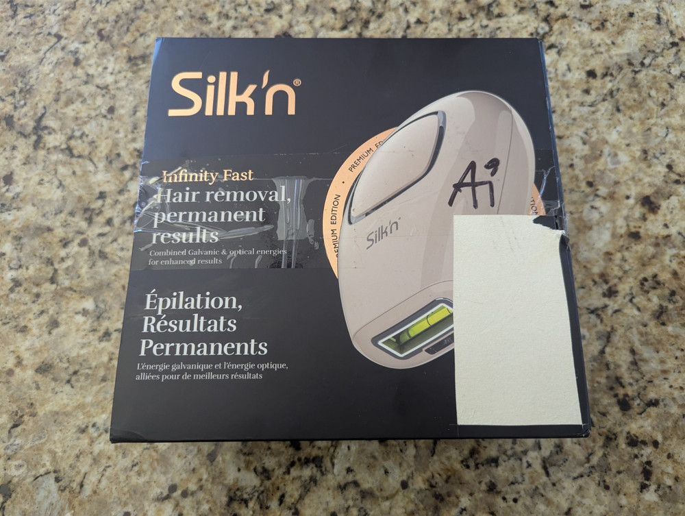 Silk’n Infinity Fast Hair Removal with a Compact IPL Device H3104