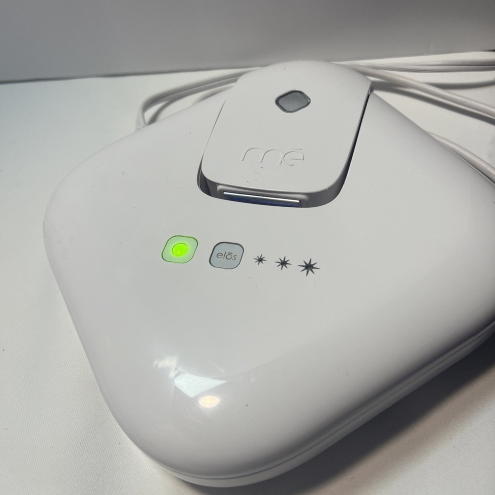 ILuminage Beauty Me Sleek Permanent Hair Reduction Device Model HU-FG 01421