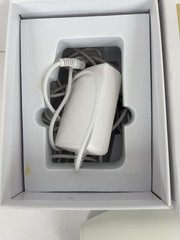 RoseSkinCo. Lumi IPL Hair Removal Handset – White/Gold – Professional At-Home