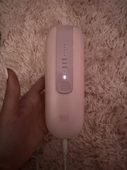 ipl laser hair removal device(paid $200)