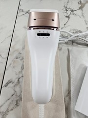 Braun Skin iExpert IPL Hair Removal Device, White & Rose Gold – Open Box