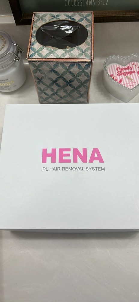 HENA IPL Hair Removal Device White LCD Display Corded Electric With Sunglasses