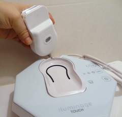 Iluminage Touch Permanent Hair Reduction System. Open Box FG70701