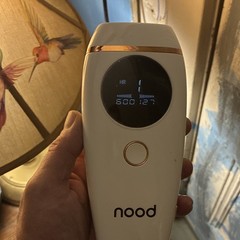 Nood IPL Hair Removal Device LCD Display 600000 Flashes Corded Electric White