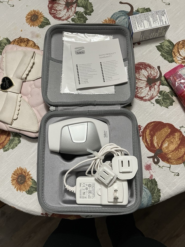 Silk’n Bella Glide Flash&Go Express Permanent Laser Hair Removal w/ Adapter