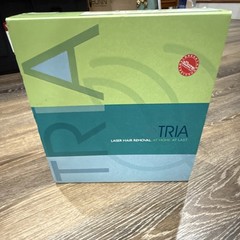 Tria THR-2S Cordless Laser Hair Removal Device White/Blue w/ Charger & Box
